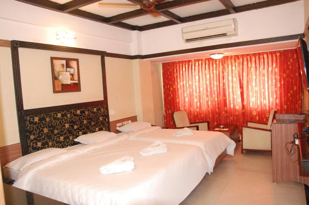 Hotel Blue Star Coimbatore Extérieur photo