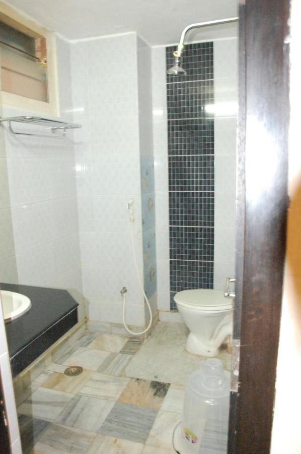 Hotel Blue Star Coimbatore Extérieur photo