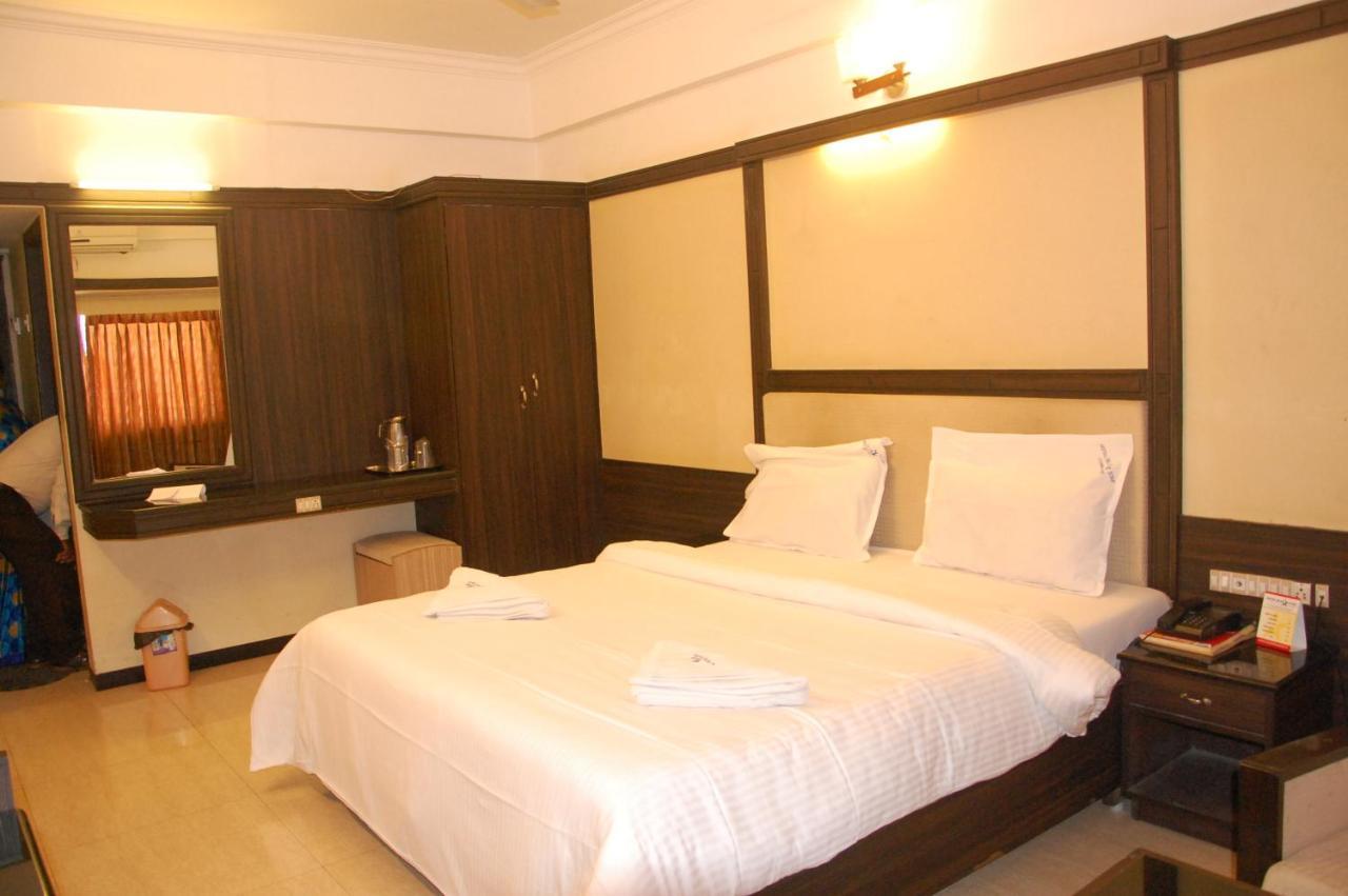 Hotel Blue Star Coimbatore Extérieur photo