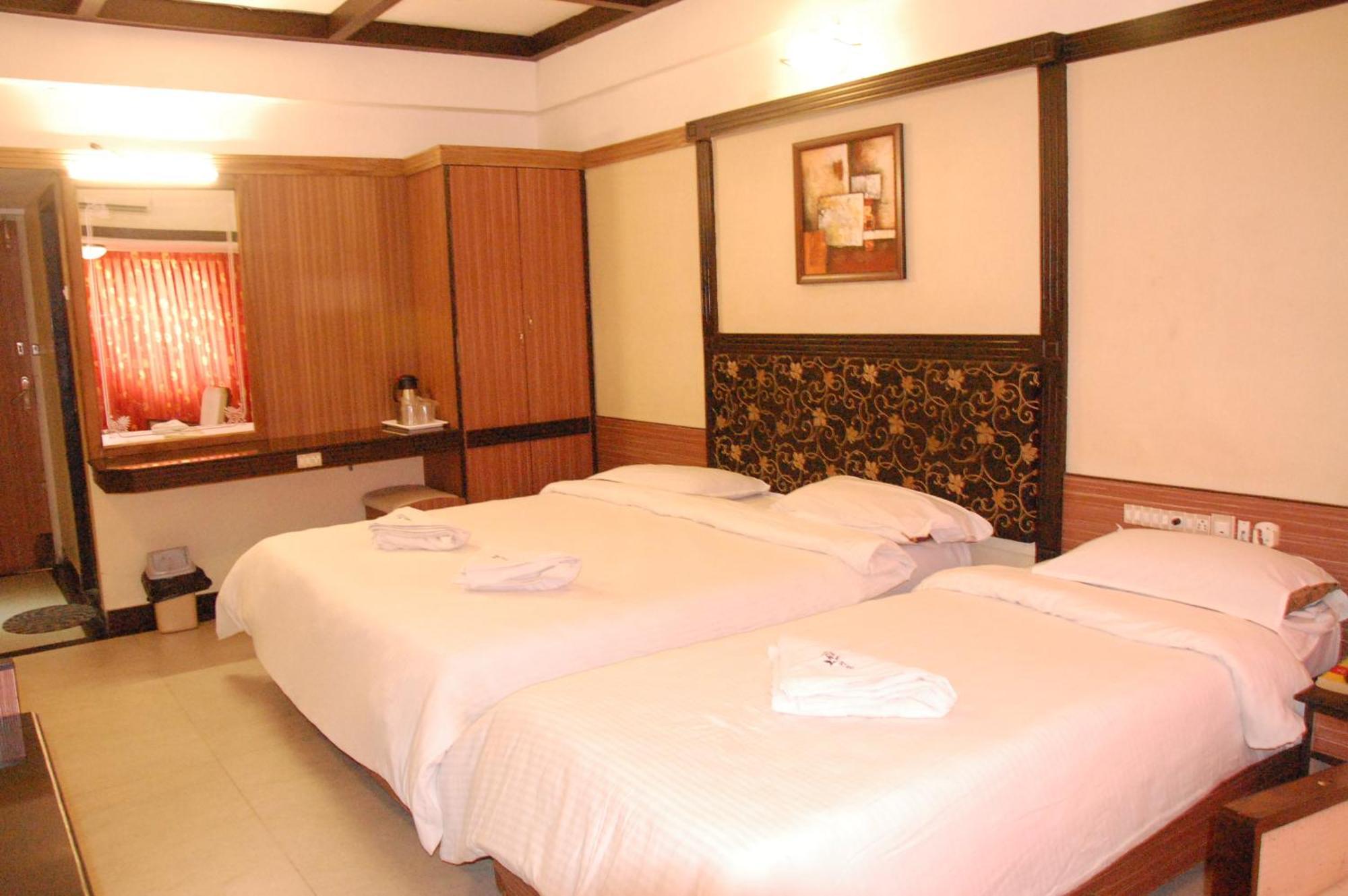 Hotel Blue Star Coimbatore Extérieur photo